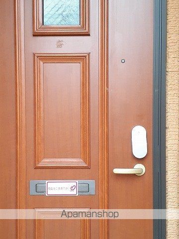 ミル・クレープ 弐番館の内装写真