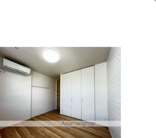 オーキッドの内装写真