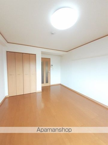 ブリアン オーブの内装写真