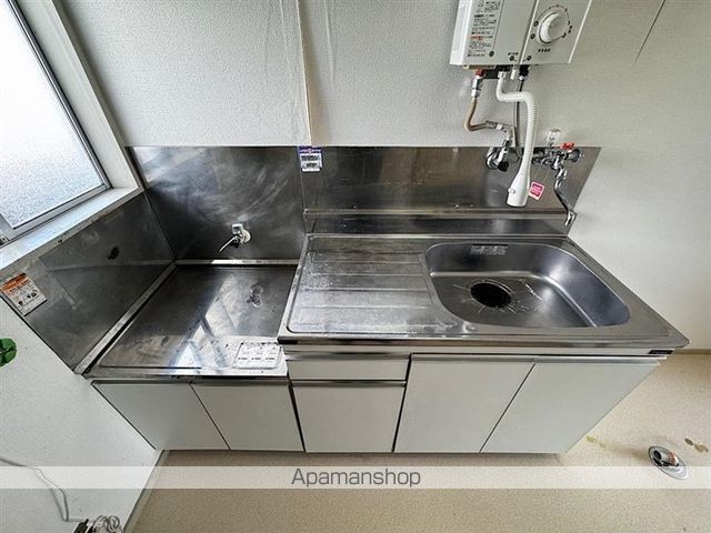 ピースフル国見駅前の内装写真