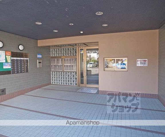 ファミールT.CアクトIIの玄関写真