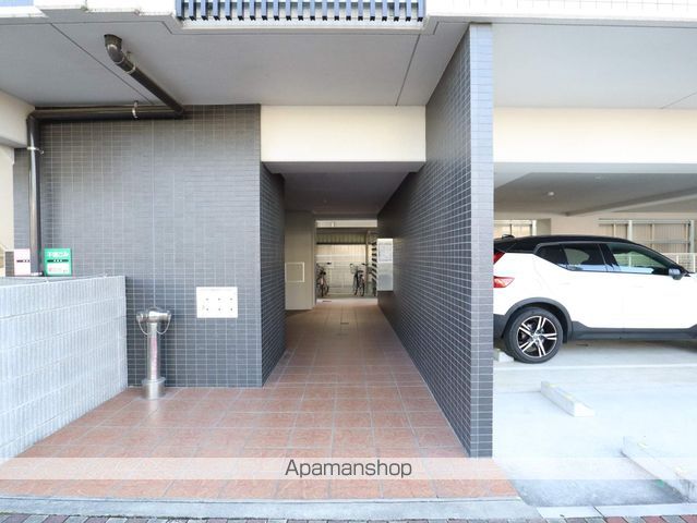 スカイコート御器所の玄関写真