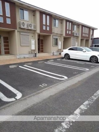 東京都西多摩郡瑞穂町南平２丁目[1LDK/45.02m2]の駐車場