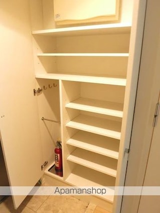 ＣＩＴＹ　ＳＰＩＲＥ　新富町[1K/22.01m2]の収納1