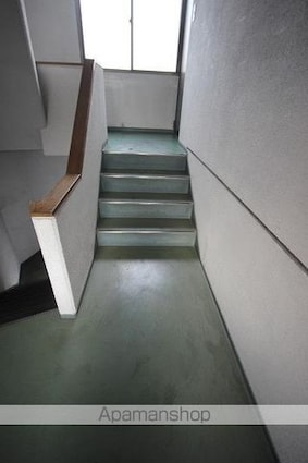 上原ハイツ[1K/35m2]の共用部3