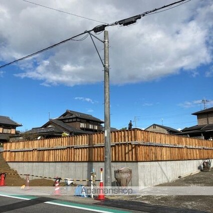 ＤｅａｒＣｏｕｒｔⅢ[1R/34.15m2]のエントランス2