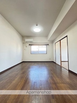 和歌山県和歌山市西釘貫丁２丁目[3LDK/63.1m2]の共用部3