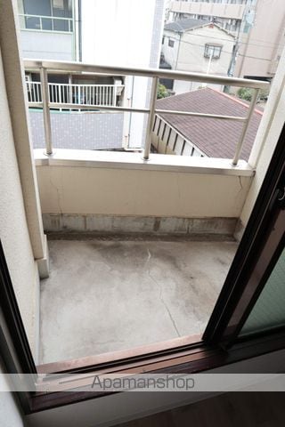 ミドゥスジ堺の内装写真