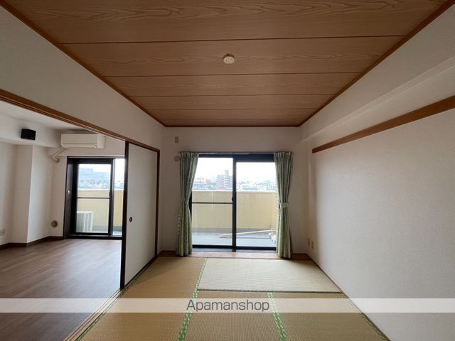 ライオンズマンション神田町の内装写真
