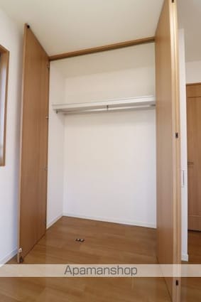ニューノース弐番館[2LDK/64.25m2]の収納