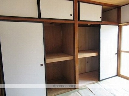 三和マンション[1LDK/38.07m2]の収納