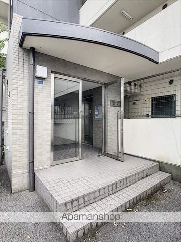 平井マンション奥田の玄関写真