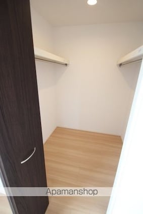 ラフィーネ下中野Ｃ棟[3LDK/81.03m2]の収納