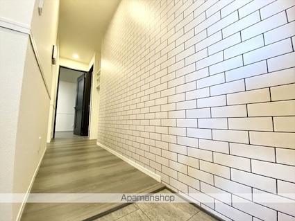 アン・ジュール中郷[2LDK/62.1m2]の内装1