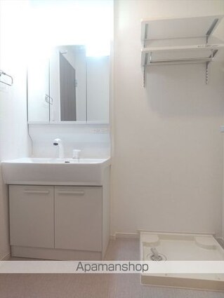 和歌山県和歌山市西浜[1LDK/50.01m2]の洗面所