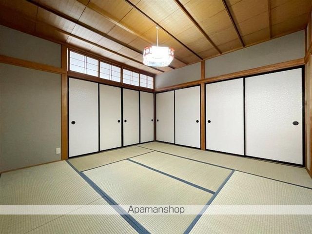 コーポ庄清4の内装写真