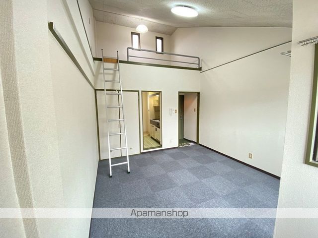 ラ・メゾン中小阪の内装写真