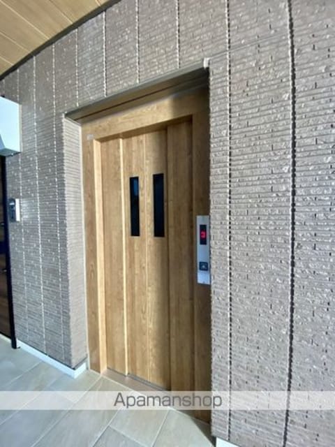 和歌山県和歌山市西紺屋町１丁目[1LDK/47.73m2]の共用部1