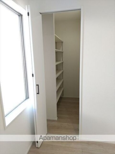 和歌山県和歌山市北出島[3LDK/97.7m2]の内装2