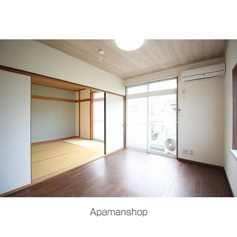 ハイツ日吉台Bの内装写真