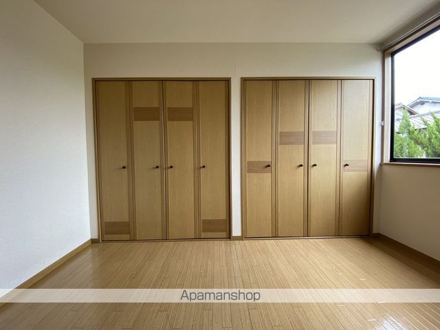 エントピア小山 Aの内装写真