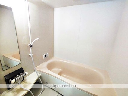 メゾン・ド・シュシュ　Ｂ棟[2LDK/52.51m2]のバス