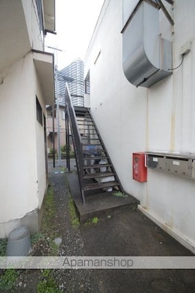 メゾンド松原[1K/19.84m2]のエントランス