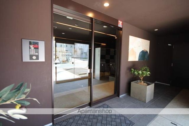 RESIDENCE ICONN NISHIHARAの玄関写真