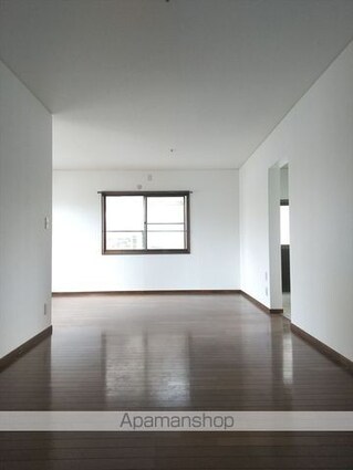 和歌山県和歌山市石橋丁[4LDK/109.98m2]のリビング・居間