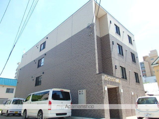 ジュネス山鼻の外観写真
