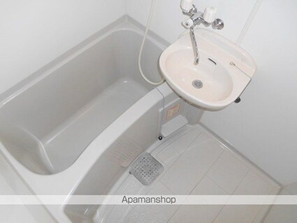 レオパレスＨＩＤＡＫＡ[1K/23.18m2]の洗面所