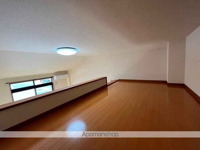 グリーンヴィレッジ上川田A棟の内装写真