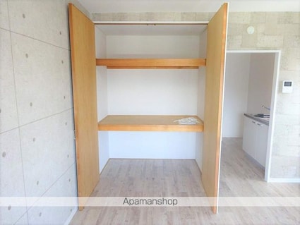 アーベントハイツ平岡[1R/23m2]の収納