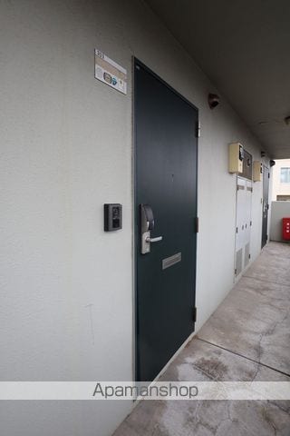 カルサイトの玄関写真