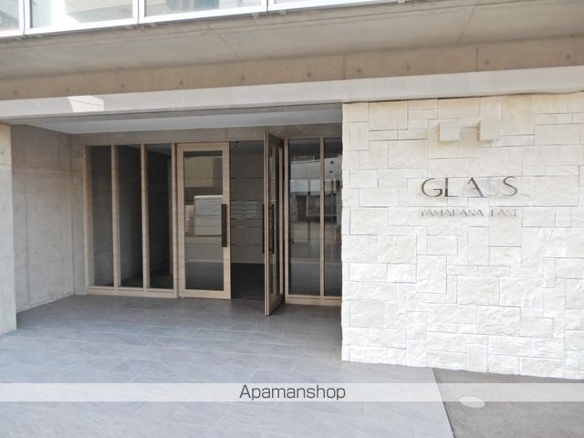 GLASS山鼻EASTの玄関写真