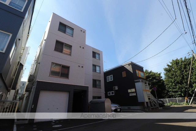 ヴレネージュ平岸WESTの外観写真