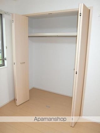 フローリッシュガーデン青地[1LDK/42.28m2]の収納