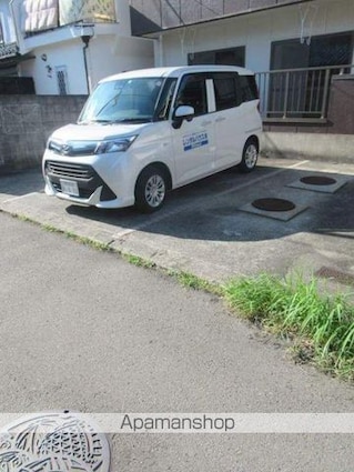 和歌山県和歌山市六十谷[2LDK/42.05m2]の駐車場