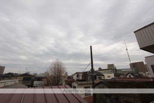 クレストパレス荒川の玄関写真