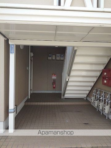 フレグランス阪南A・B棟の玄関写真