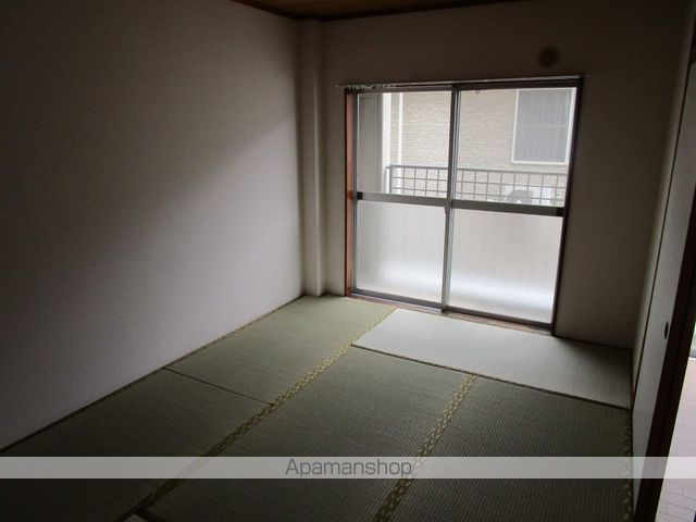 宮弥寿ハイツC棟の内装写真