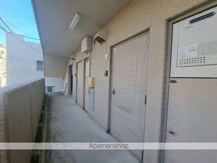 レ・セーナ中一万[1K/18.09m2]の共用部2