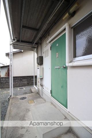 プロスペリーテ西古松Aの玄関写真