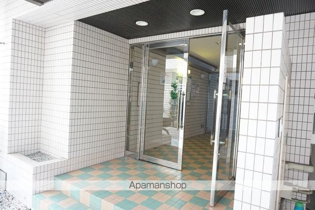 スカイコート西川口第7の玄関写真