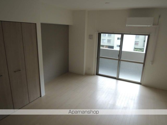 小西マンションの内装写真