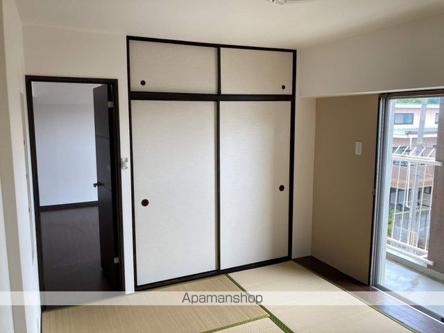 マンションサンプラザIの内装写真