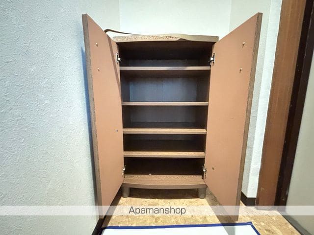 サンワロイヤル長江の内装写真