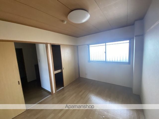 岡田マンションの内装写真