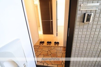 Ｋ’ｓ　Ｎｏｂｌｅ[2LDK/58.32m2]の玄関1