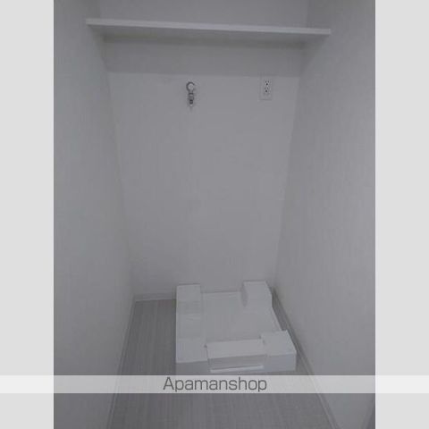 リアレクト白壁の内装写真